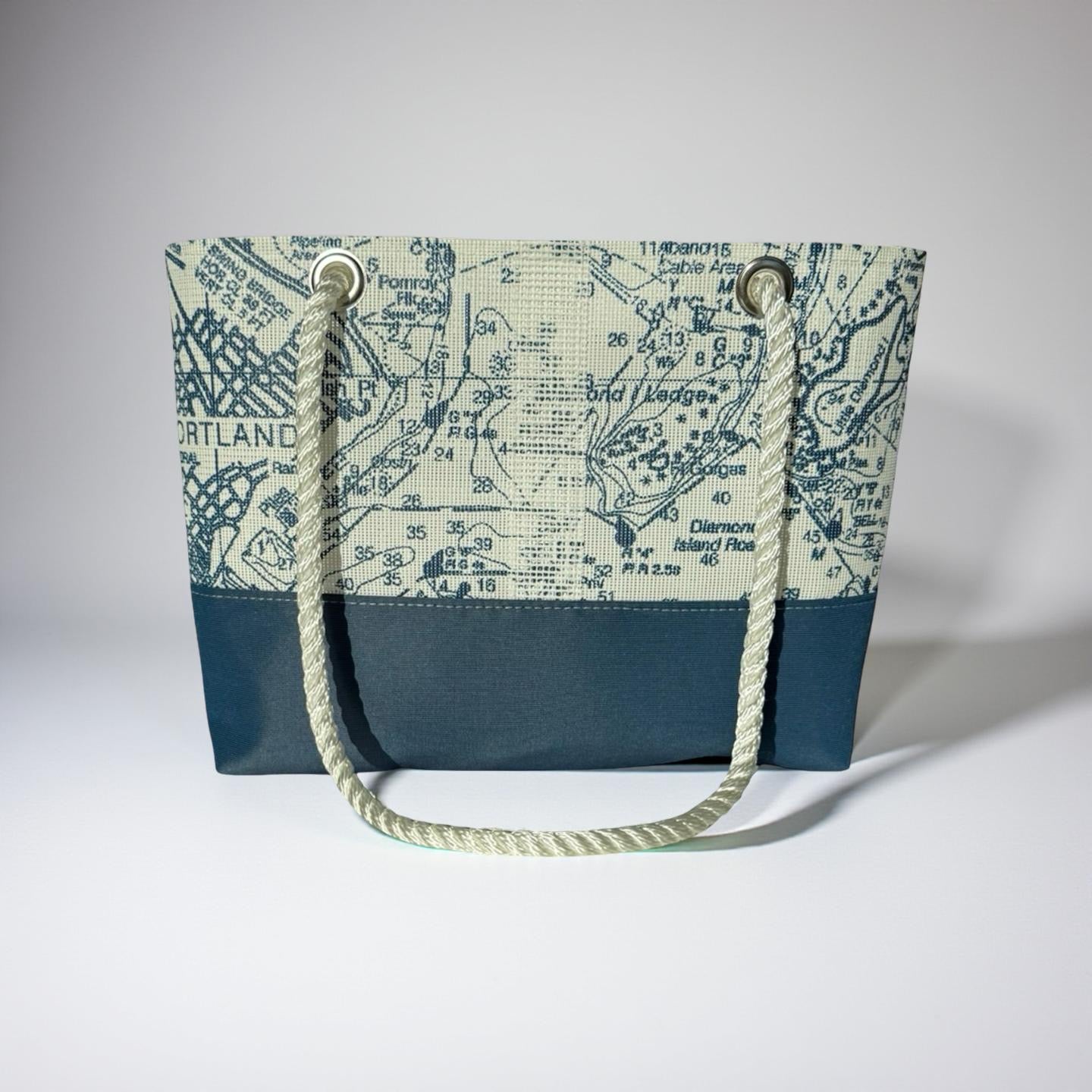 The Laine Tote in Portland Chart