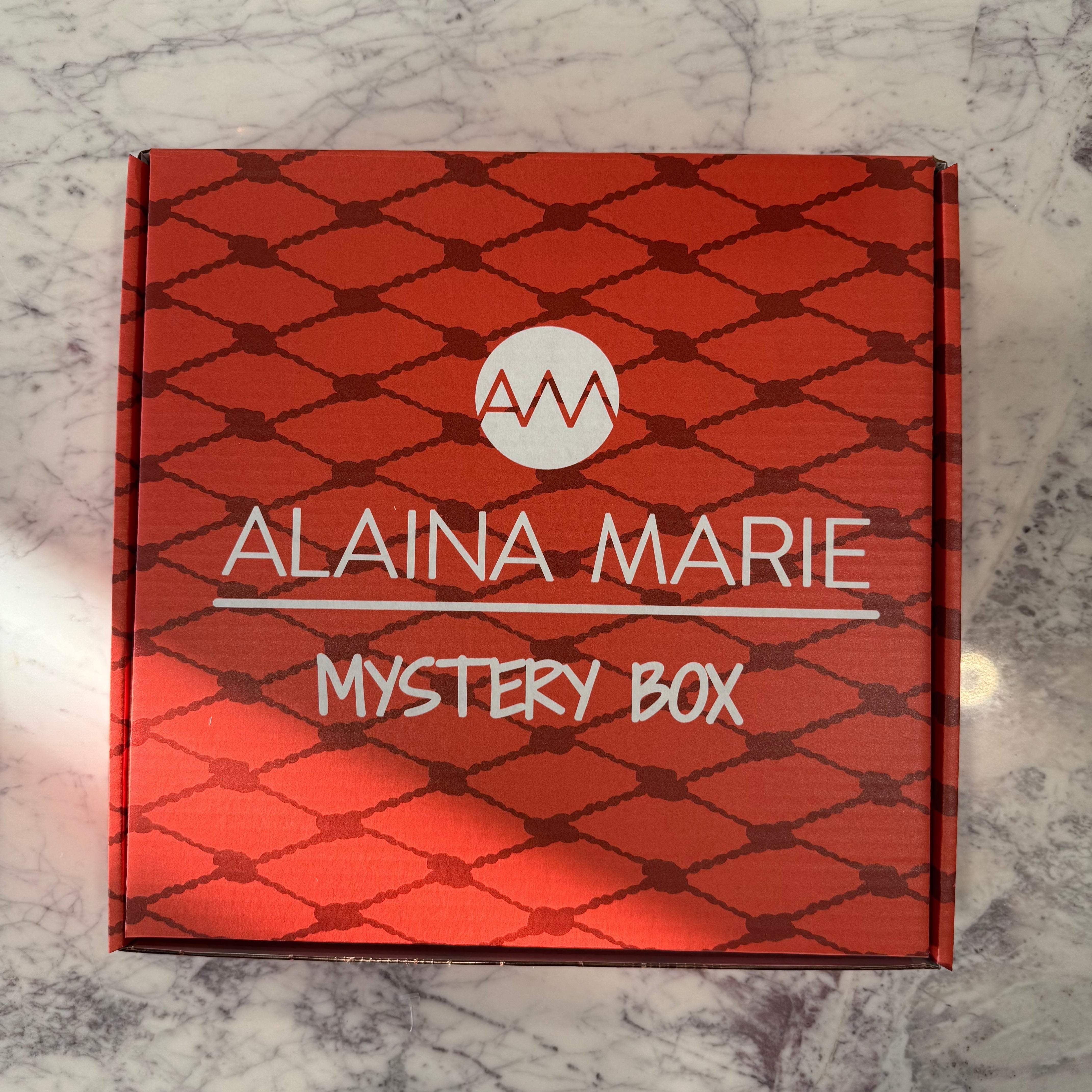AM MYSTERY BOX – Alaina Marie